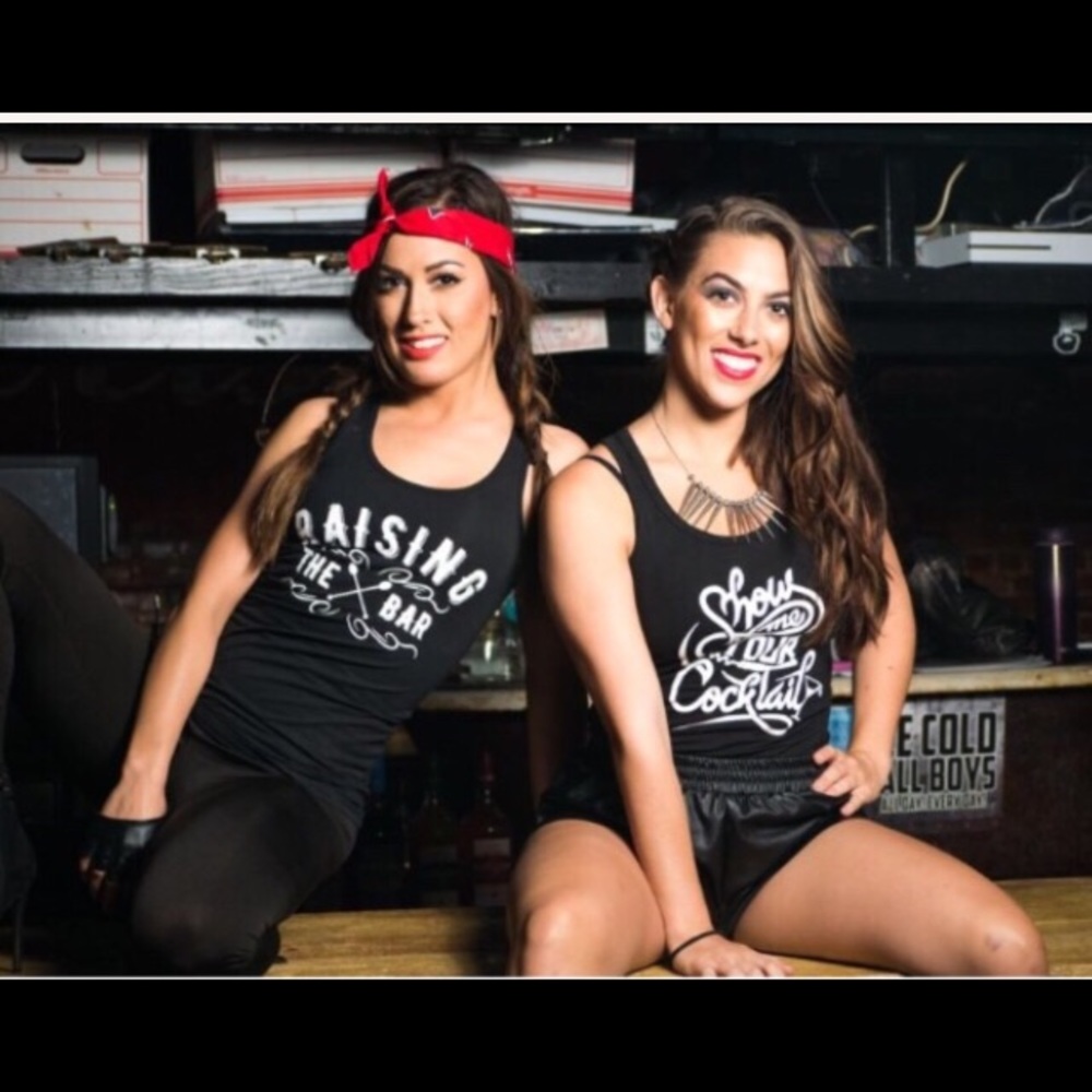 Women’s Tank CLEARANCE 🎉